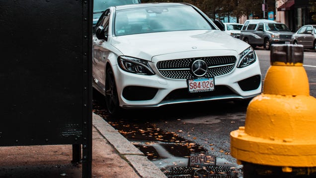 Check Your Parking Job Using the iPhone's Measure App