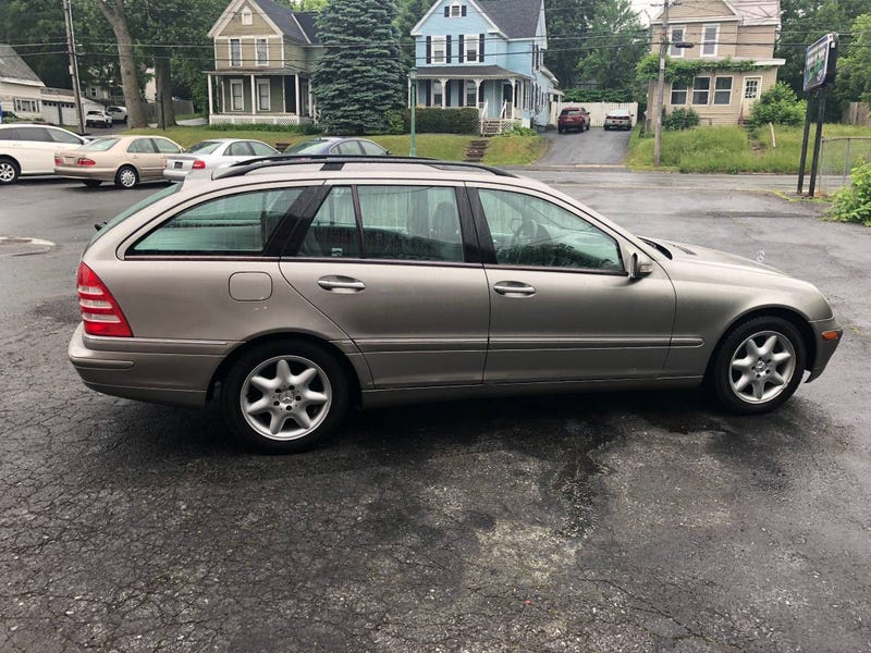 At 3 995 Could This 2004 Mercedes C240 4matic Wagon Jog
