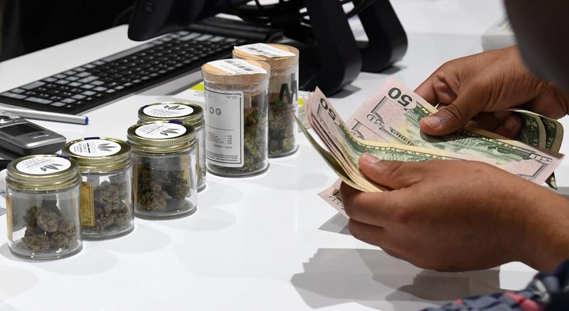 Illustration for article titled Bill to Protect Banks That Work With the Cannabis Industry Gets a Vote in Congress Next Week
