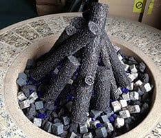 Illustration for article titled WHAT YOU NEED TO KNOW ABOUT GAS FIRE PITS