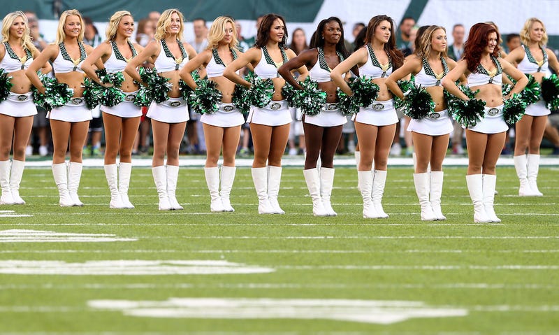 Illustration for article titled New York Jets Cheerleaders Win $325,000 Class-Action Settlement