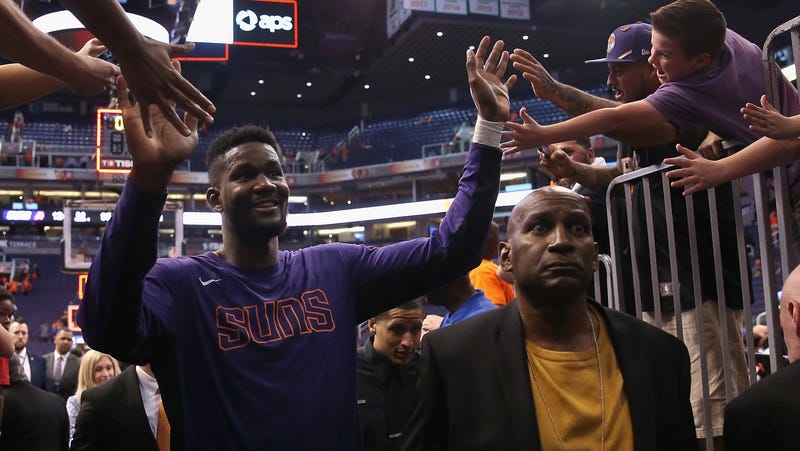 Illustration for article titled Deandre Ayton Suspended For 25 Games, How Are The Suns Always Like This