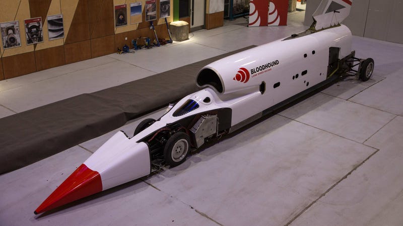Illustration for article titled The Bloodhound Supersonic Car Project Is Back On and Going for the Land-Speed Record