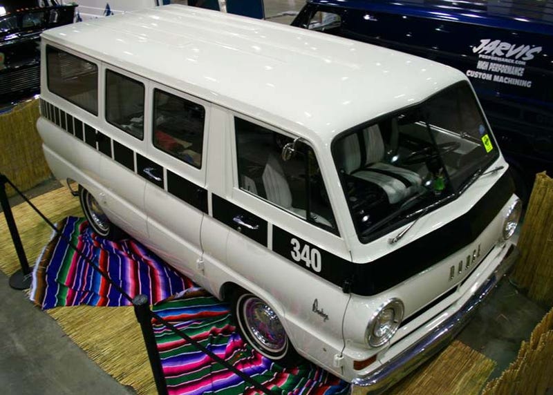 Illustration for article titled 2009 Detroit Autorama: Vannin' Is Back!