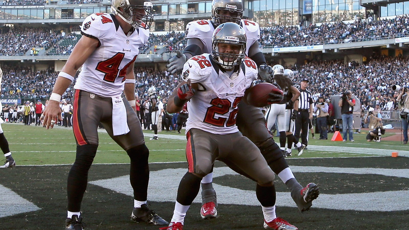 Tampa Bay Rookie Doug Martin Just Put In One Of The Best Rushing
