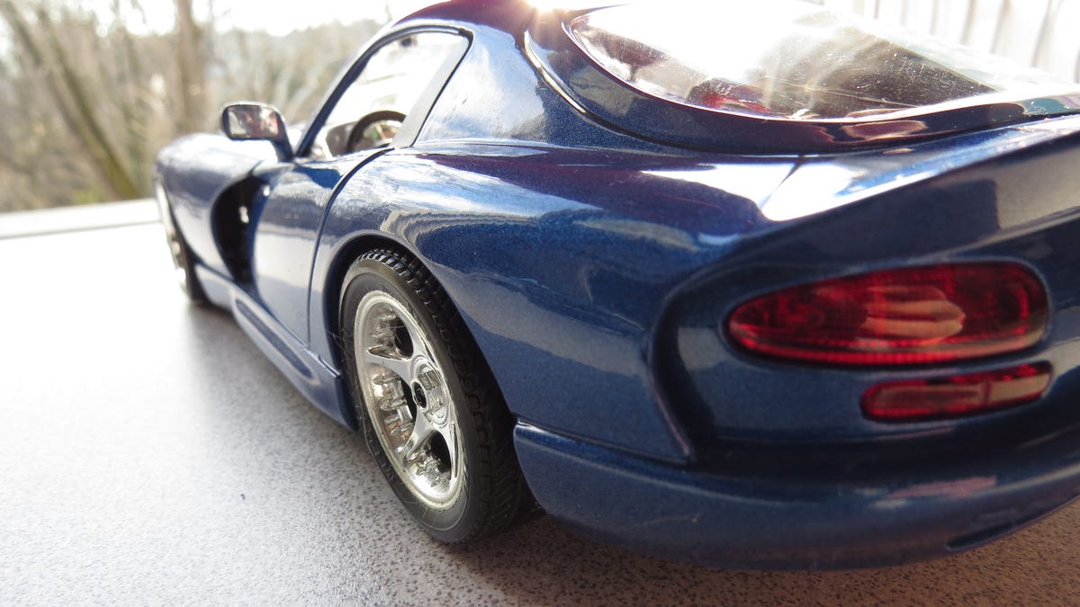 1996 Dodge Viper Sr27 Tale Of A Snake 1 18 Scale Bburago