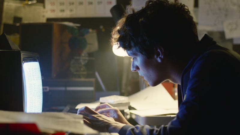 Illustration for article titled Bandersnatch’s stockpile of Black Mirror Easter eggs includes a playable video game take on an old episode