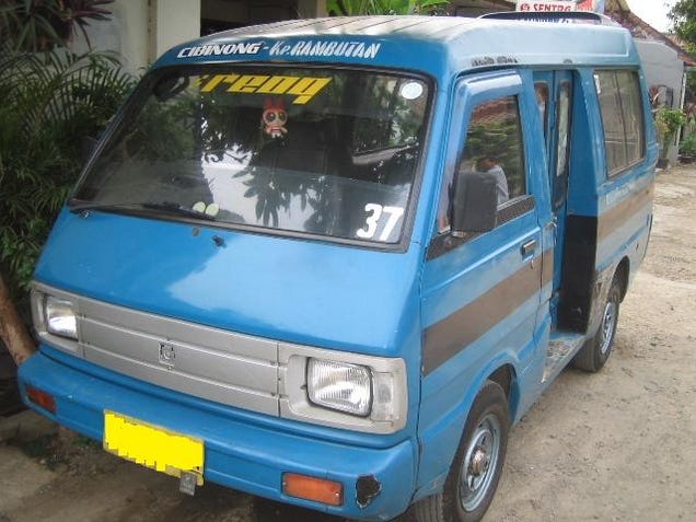 Living In Indonesia, Series Two: Suzuki Carry.