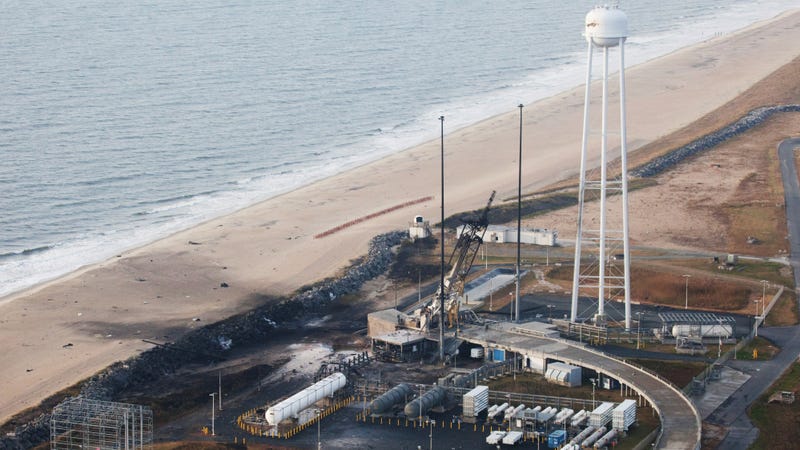 Illustration for article titled Antares Rocket Explosion Repairs Will Take A Year And Cost $20 Million