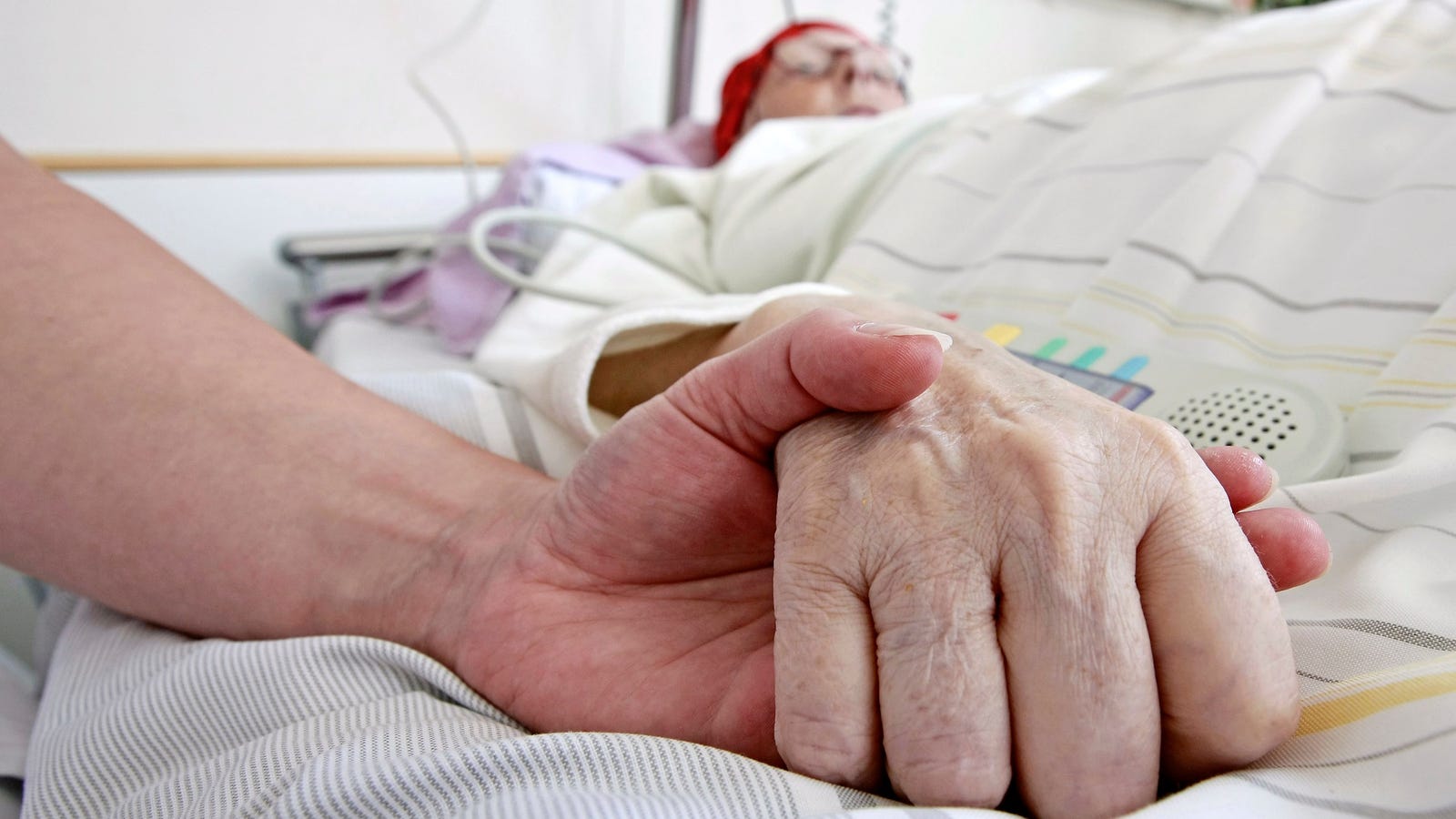 New AI System Predicts How Long Patients Will Live With Startling Accuracy