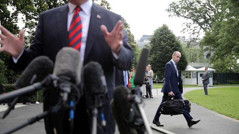 Illustration for article titled Stephen Miller Wants to Turn the Entire Federal Bureaucracy Into a Weapon Against Immigrants
