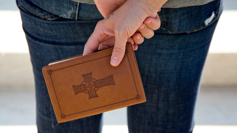 Illustration for article titled New Bill Would Make It Mandatory for Florida Public Schools to Offer Bible Classes