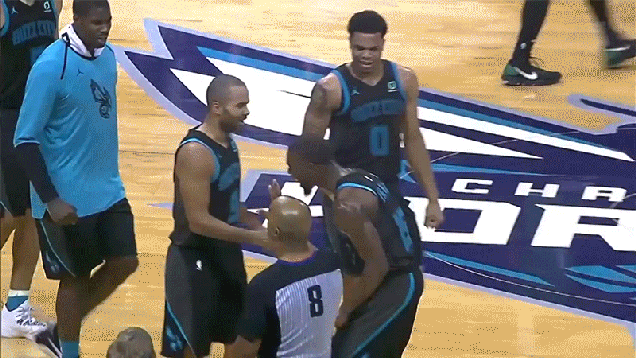 csykptihwiyg9wxo6fzx.gif