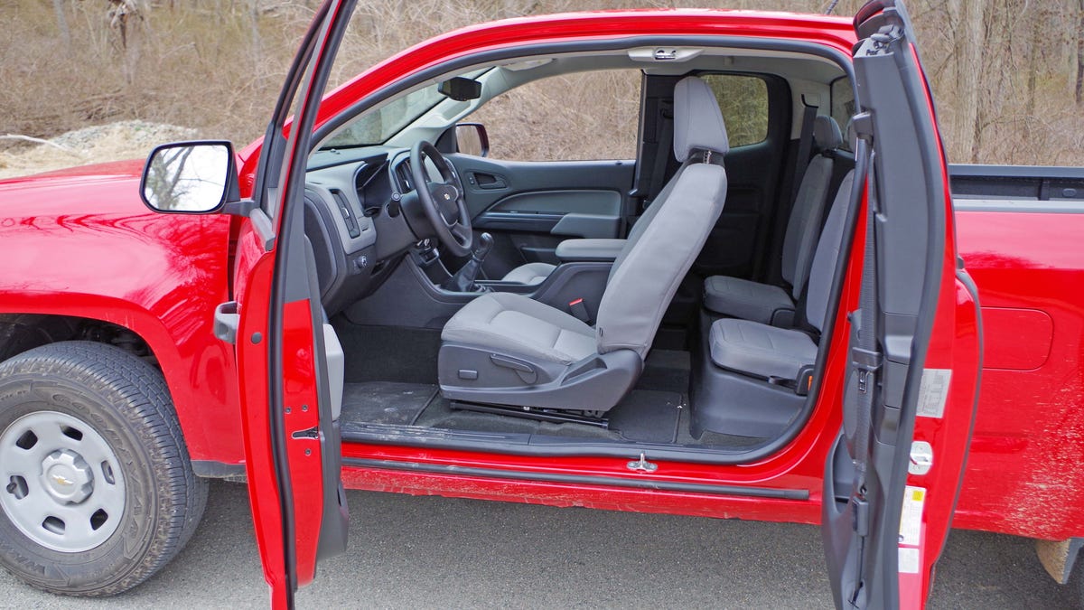 Why You Don T Want The Manual Transmission 2017 Chevy Colorado