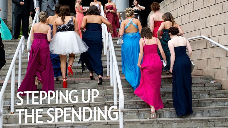 Illustration for article titled Prom Is Even More Magical When the Economy Is Shit
