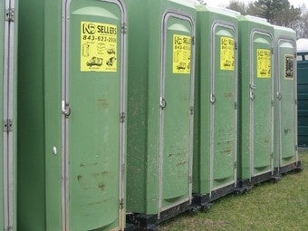 Illustration for article titled Pittsburgh Seeks Brave, Able-Bodied Young People For Controlled Toilet Flushing