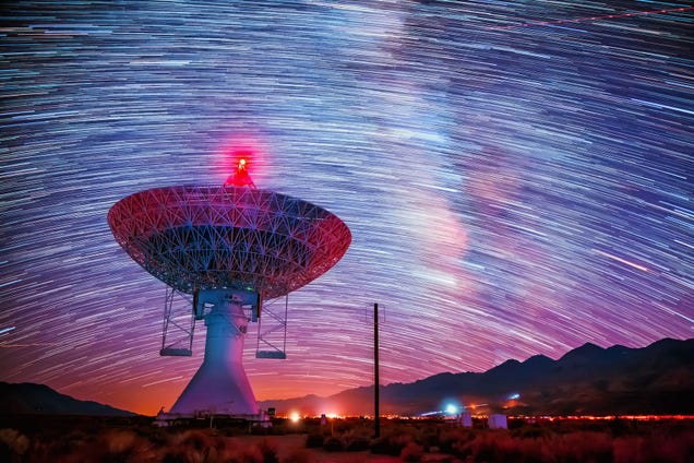 photo of This Timelapse Video of Radio Observatories is Just Breathtaking image
