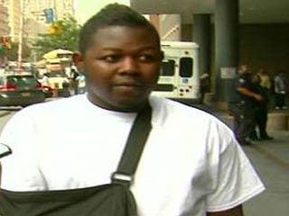 Robert Asika (CBS)