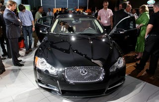 Illustration for article titled Frankfurt Auto Show: 2009 Jaguar XF