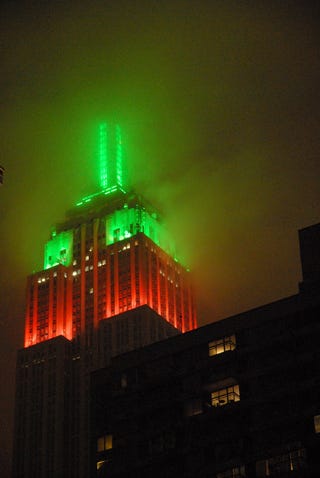 Illustration for article titled Empire State Building Disabling Cars?