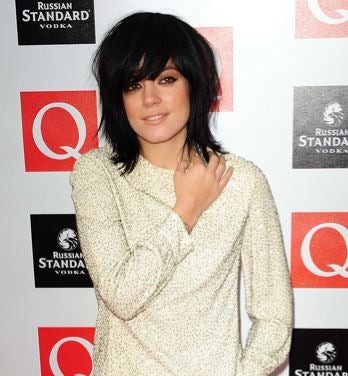 Illustration for article titled Lily Allen Quits Music For Fashion; Obama Breaks With Presidential Dress Code