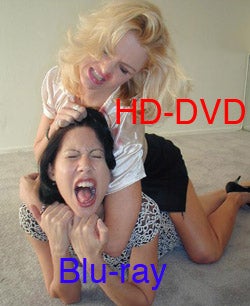 Illustration for article titled War Ends In 18 Months, Possibly with HD DVD Upset Victory Over Blu-ray