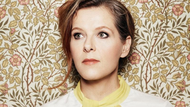 Illustration for article titled Neko Case talks about being a guy, asshole parents, and making up songs while doing dishes