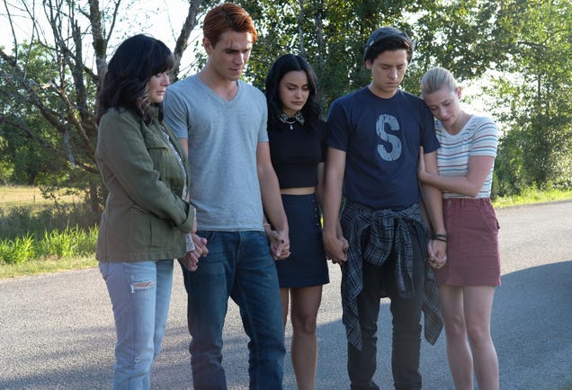 Our Riverdale podcast, Dial M For Maple, is back for the shows lovely tribute to Luke Perry