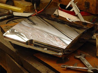 Illustration for article titled Chrome PS3 Slim Case Gives You a New Surface for Dust to Collect On