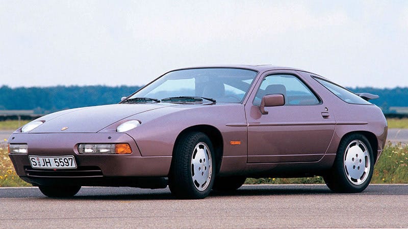 Illustration for article titled The Rumors of a Porsche 928 Return Are Getting Hot Again