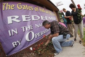 Illustration for article titled Anti-Abortion "Memorial Service" Held At Tiller's Clinic