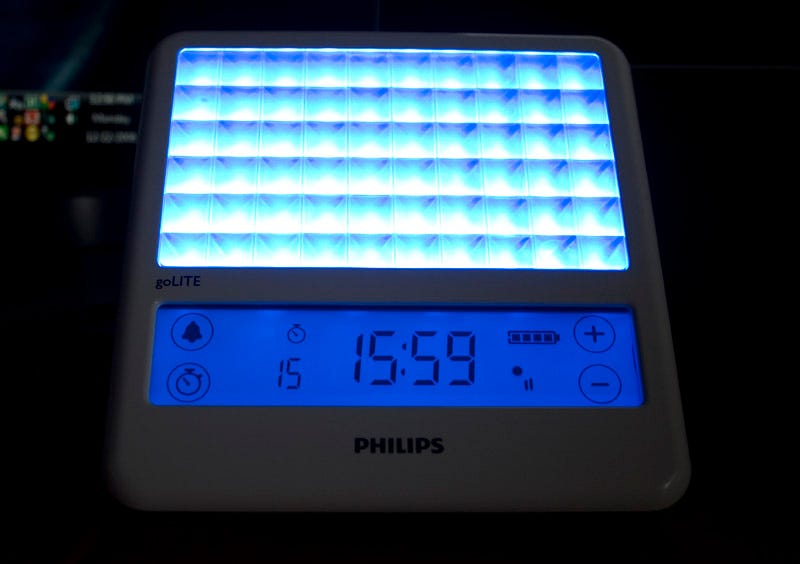 Philips goLITE BLU Light Therapy Clock Lightning Review
