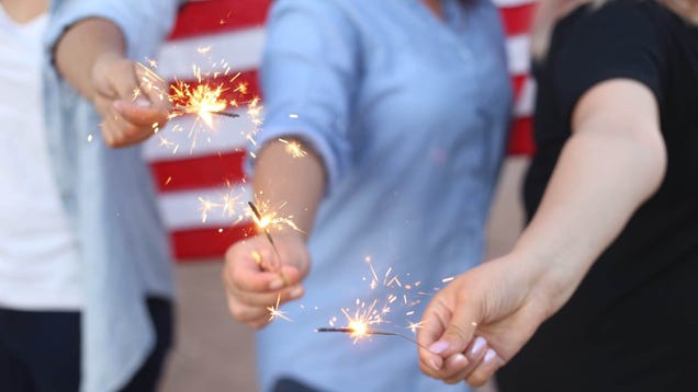 The Kinja Deals Guide to the Best Fourth of July Sales [Updating]