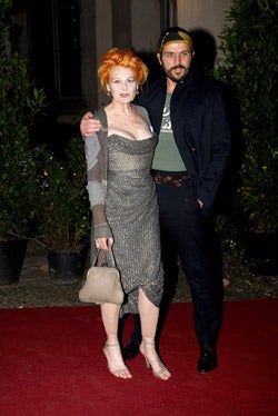 Illustration for article titled The Good, The Bad & The Italian: Fashionistas Break The Rules At Uomo Vogue Party