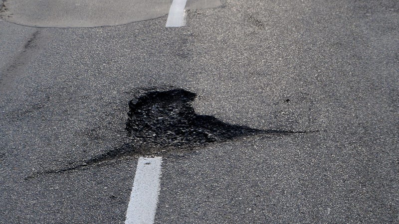 Illustration for article titled The Future of Pothole Repair Is Silly Putty