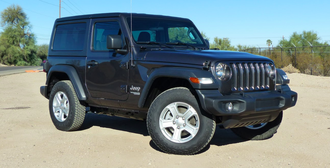 the four cylinder 2018 jeep wrangler\u0027s 24 mpg makes it the first not Slammed Jeep Wrangler illustration for article titled the four cylinder 2018 jeep wrangler\u0026 39;s 24