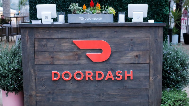Illustration for article titled DoorDash to Workers: We'll Screw You Over to Your Face Now
