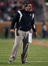 Illustration for article titled Brady Hoke Wants A Better Tan
