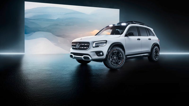 Illustration for article titled Mercedes Benz made a Renegade (GLiB)