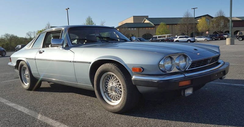 Illustration for article titled For $4,800, Could This 1990 Jaguar XJS With A Chevy V8 Be The Cat’s Meow?