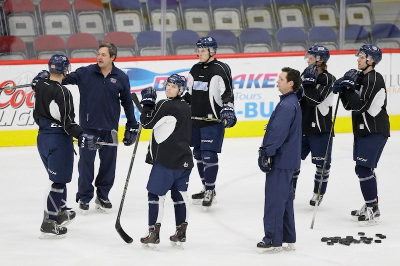 Illustration for article titled OHL Suspends Team Owner After He Fires Coaching Staff For The Second Time This Season