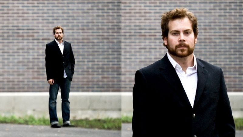 Researchers say that, contrary to prior assertions, the subject above stands at equal height at left and at right, and does not grow smaller as he walks away from the camera.