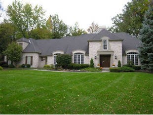 Illustration for article titled Brady Quinn's Cleveland Home On The Market