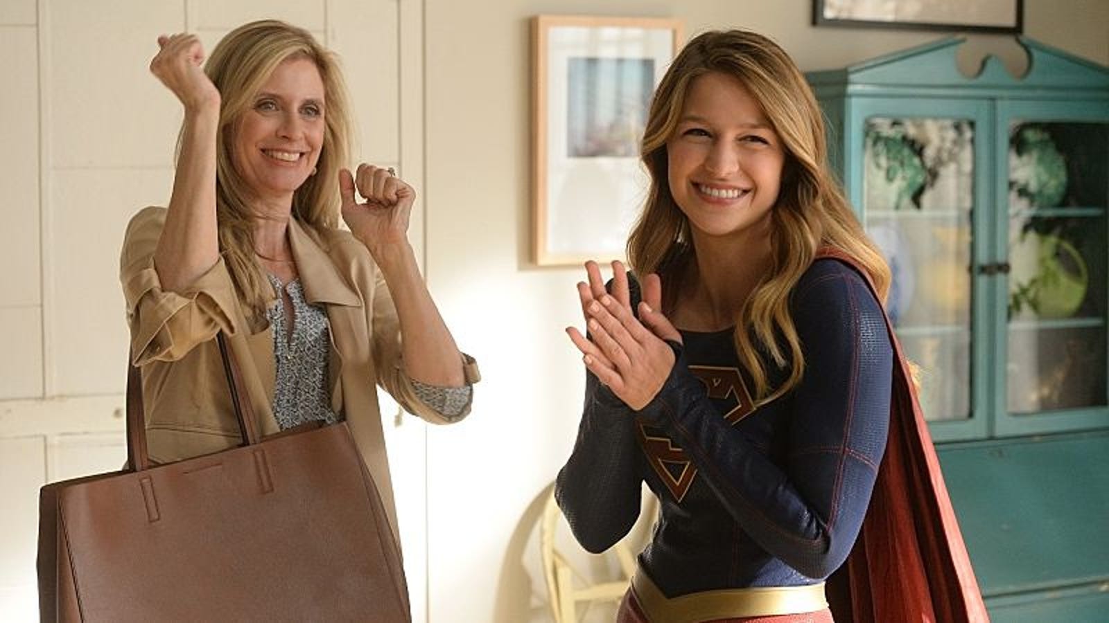 Supergirl serves up mommy issues for Thanksgiving