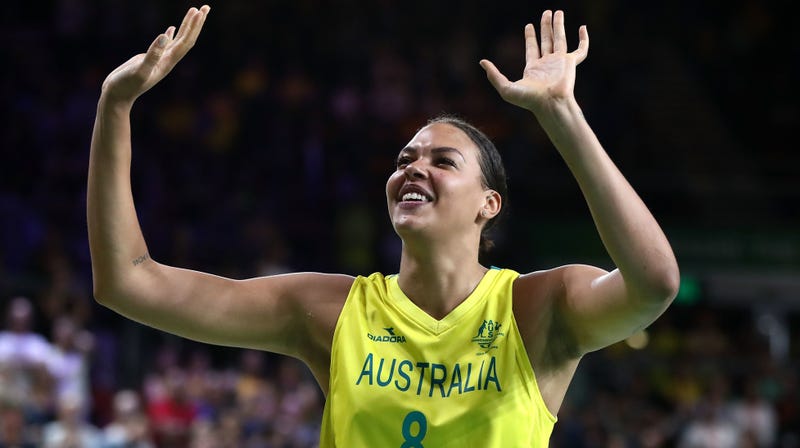 Illustration for an article titled The Ace of Las Vegas made a huge trade for Liz Cambage