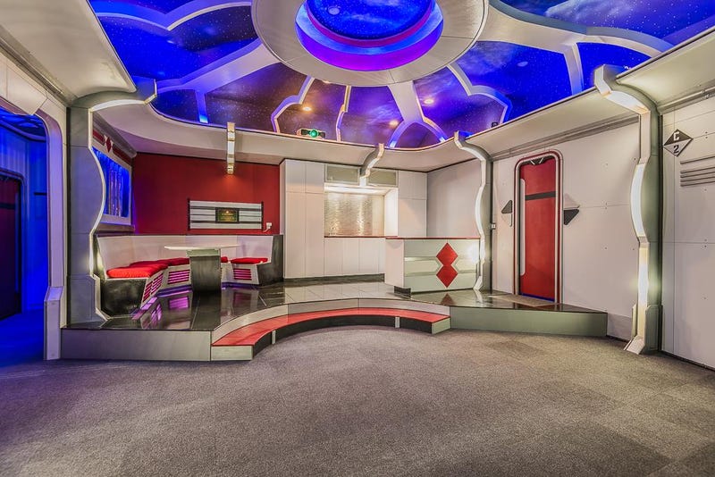 This House With A Star Trek Theater Can Be Yours For 1 2