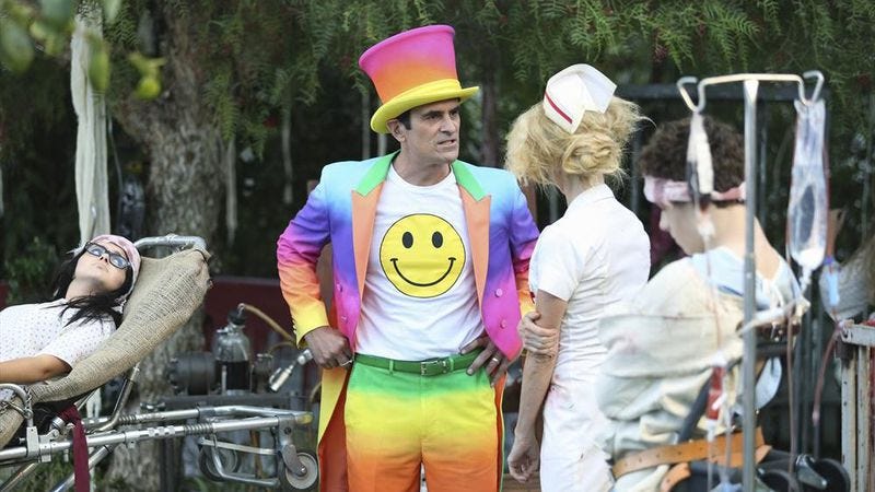 Illustration for article titled Modern Family: “Halloween 3: AwesomeLand”
