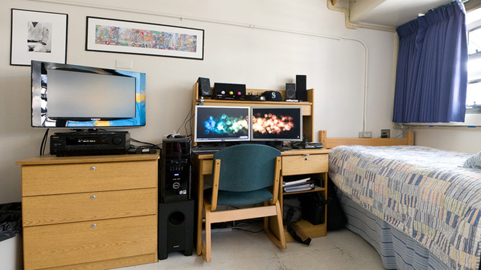 Making the Best of Dorm Life Dual Screens and Skimboards