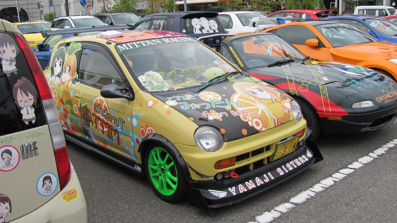 Yes Anime Themed Cars Are Pretty Common In Japan