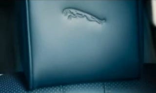 Illustration for article titled 2010 Jaguar XJ Interior Gets Teased In New Video